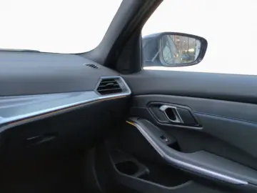 BMW 320d xD Limo M SPORT PRO Stop Go RFK GSD HUD 19