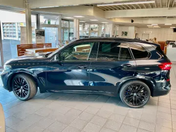 BMW X5 xDri 30 d M Sportpaket ACC SHZ vo hi AHK 22