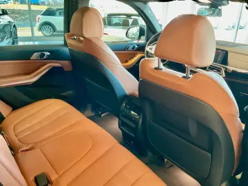 BMW X5 xDri 30 d M Sportpaket ACC SHZ vo hi AHK 22