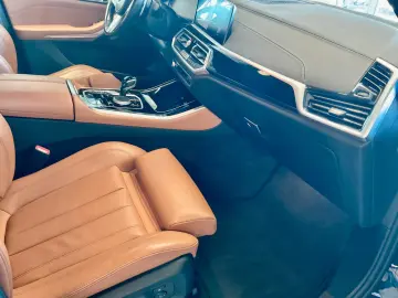 BMW X5 xDri 30 d M Sportpaket ACC SHZ vo hi AHK 22