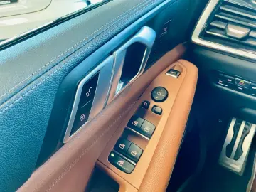 BMW X5 xDri 30 d M Sportpaket ACC SHZ vo hi AHK 22