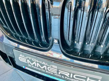 BMW X5 xDri 30 d M Sportpaket ACC SHZ vo hi AHK 22