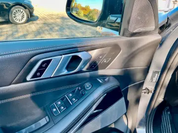 BMW X5 30 d xDrive M Sportpaket AHK Sky Lounge Stand