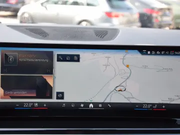 BMW X5 30 d xDrive M Sport 360  PANO GLOW 22  VOLL L