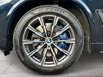 BMW X5 xDrive30d M Sportpaket Head-Up HiFi DAB WLAN