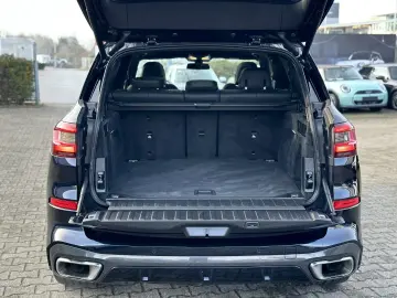 BMW X5 xDrive30d M Sportpaket Head-Up HiFi DAB WLAN