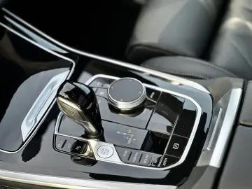 BMW X5 xDrive30d M Sportpaket Head-Up HiFi DAB WLAN