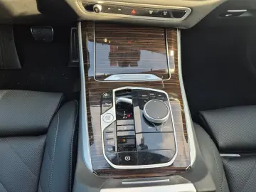 BMW X5 xDrive40d M Sport AHK Pano Harman Kardon