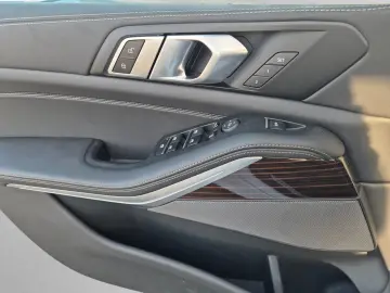 BMW X5 xDrive40d M Sport AHK Pano Harman Kardon