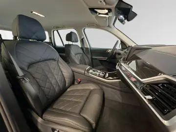 BMW X5 xDrive50e AHK Head-Up DA&PAProf. H K