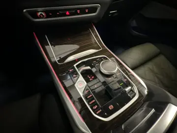 BMW X5 xDrive50e AHK Head-Up DA&PAProf. H K