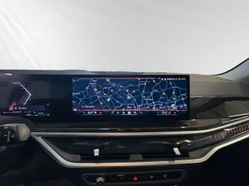 BMW X5 xDrive50e AHK Head-Up DA&PAProf. H K