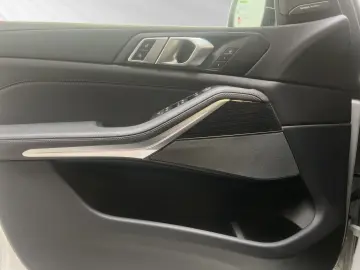 BMW X5 xDrive30d M Sport Pro AHK 21 LMR PAProf.