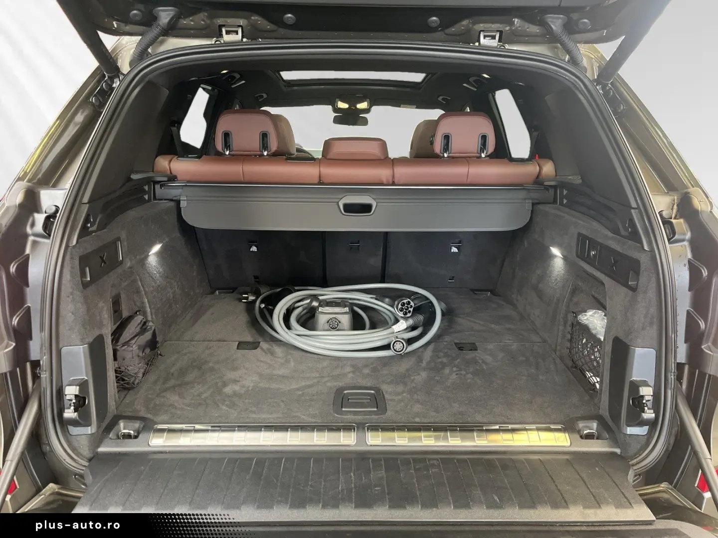 BMW X5 xDrive50e M Sport AHK Pano Head-Up H K