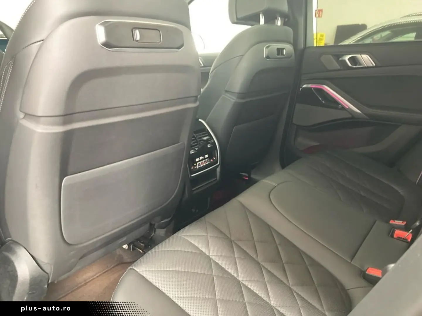 BMW X6 xDrive30d M Sport Pro AHK ACC Pano Innovation