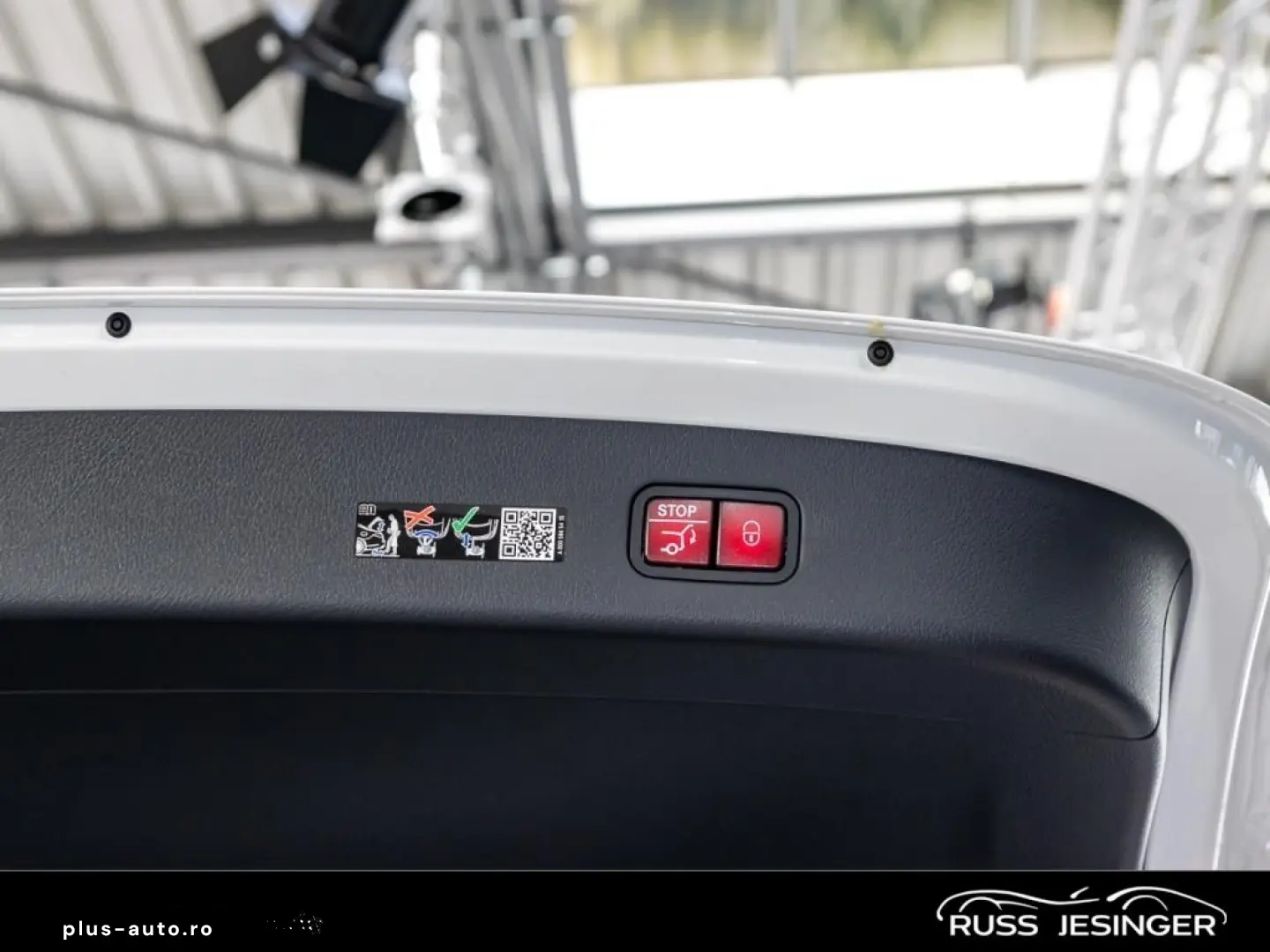 MERCEDES-BENZ GLC 400 e 4M AMG Line  AHK 360 Distr Pano Burm