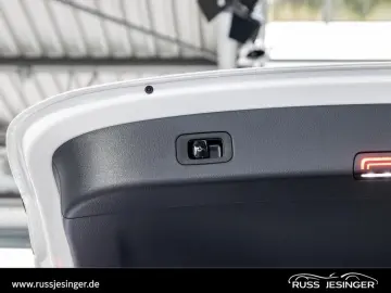 MERCEDES-BENZ GLC 400 e 4M AMG Line  AHK 360 Distr Pano Burm