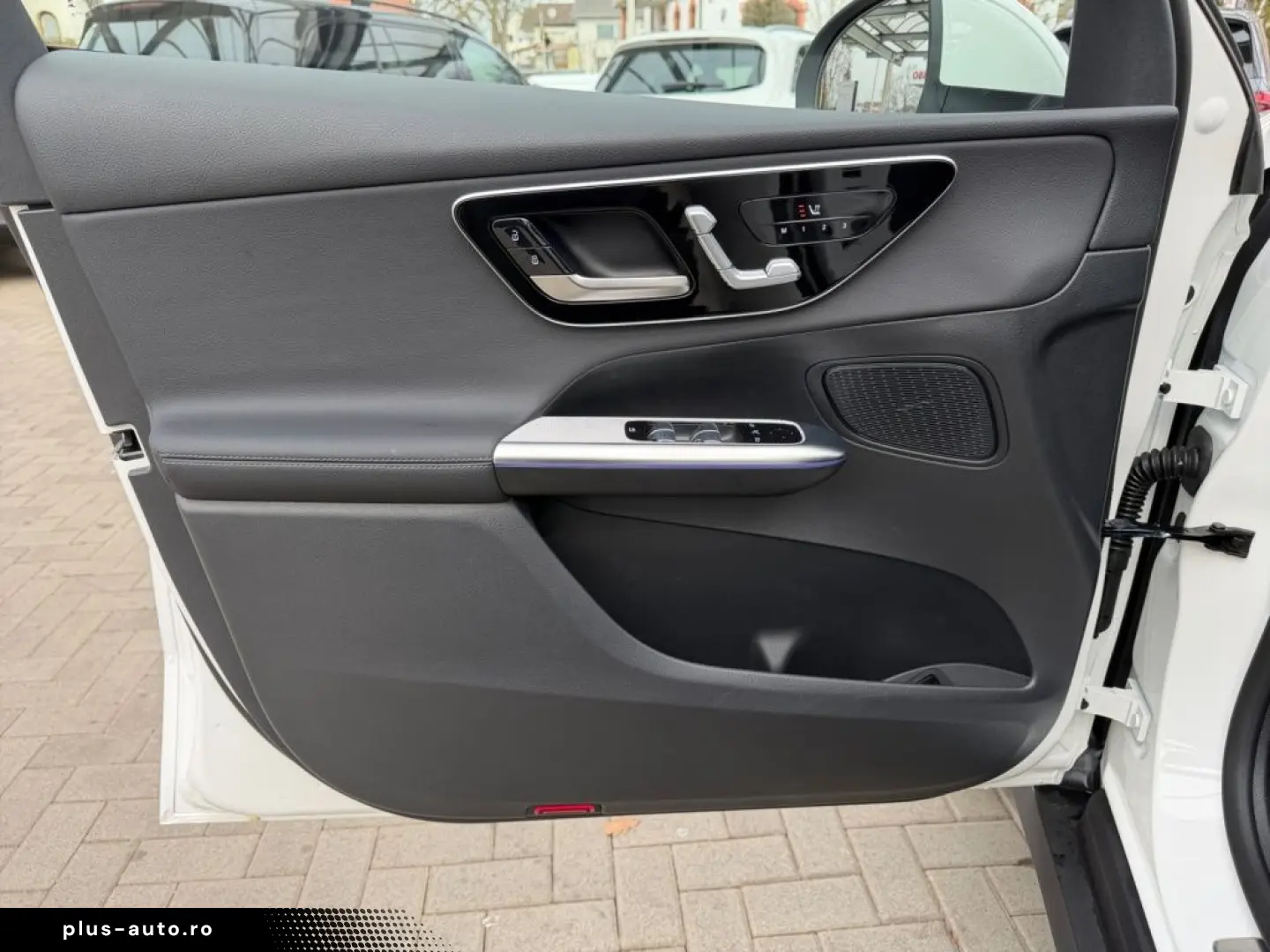 MERCEDES-BENZ GLC 300 e 4M Coupé AVANTGARDE DISTRO AHK 360