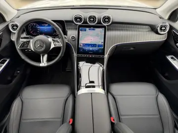 MERCEDES-BENZ GLC 300 e 4M Coupé AVANTGARDE DISTRO AHK 360