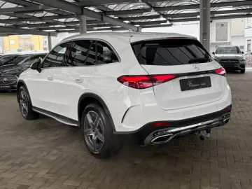 MERCEDES-BENZ GLC 300 d 4M AMG-PREMIUM PANO AHK MEMORY 360