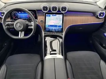 MERCEDES-BENZ GLC 300 d 4M AMG-PREMIUM PANO AHK MEMORY 360