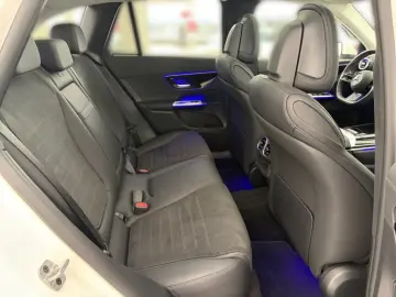 MERCEDES-BENZ GLC 300 d 4M AMG-PREMIUM PANO AHK MEMORY 360