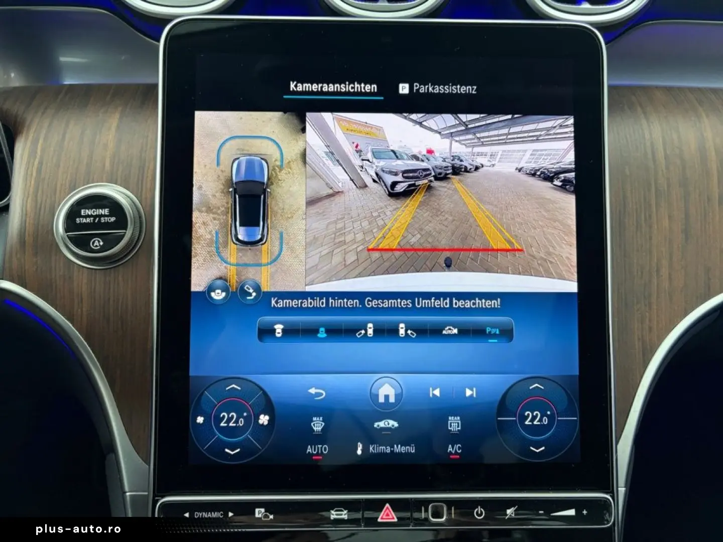 MERCEDES-BENZ GLC 300 d 4M AMG-PREMIUM PANO AHK MEMORY 360