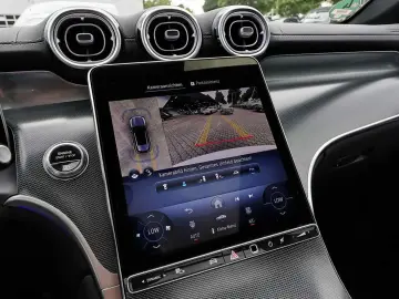 MERCEDES-BENZ GLC 300 d 4M AMG Distronic 360  DI-LED…