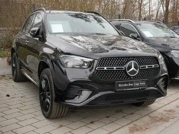 MERCEDES-BENZ GLE 450 4M AMG NIGHT PANO AHK GUARD360…