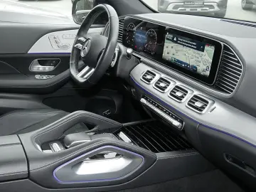 MERCEDES-BENZ GLE 450 4M AMG NIGHT PANO AHK GUARD360…