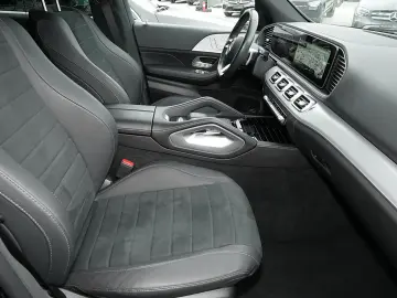 MERCEDES-BENZ GLE 450 4M AMG NIGHT PANO AHK GUARD360…