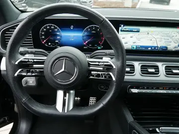 MERCEDES-BENZ GLE 450 4M AMG NIGHT PANO AHK GUARD360…