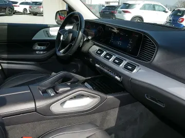 MERCEDES-BENZ GLE 300 d 4M AMG AIRMATIC Burmester Pa…