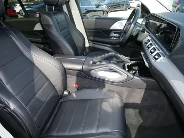 MERCEDES-BENZ GLE 300 d 4M AMG AIRMATIC Burmester Pa…