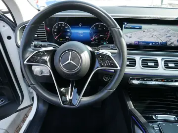 MERCEDES-BENZ GLE 300 d 4M AMG AIRMATIC Burmester Pa…