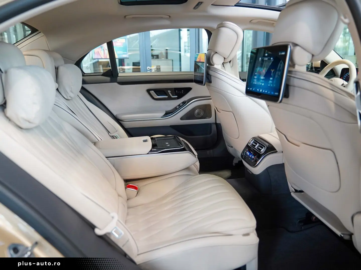 MERCEDES-BENZ S 63 AMG E Performance GOLD macchiato &hellip;