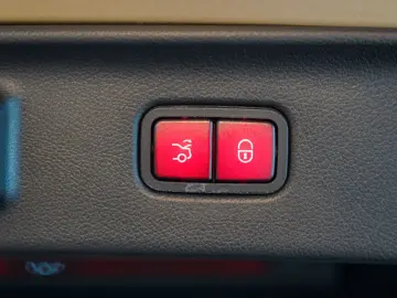 MERCEDES-BENZ S 63 AMG E Performance GOLD macchiato &hellip;