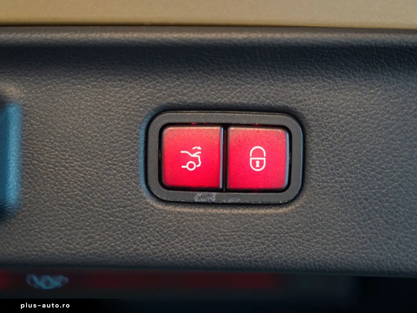 MERCEDES-BENZ S 63 AMG E Performance GOLD macchiato &hellip;