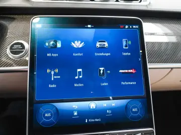 MERCEDES-BENZ S 63 AMG E Performance GOLD macchiato &hellip;