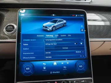 MERCEDES-BENZ S 63 AMG E Performance GOLD macchiato &hellip;