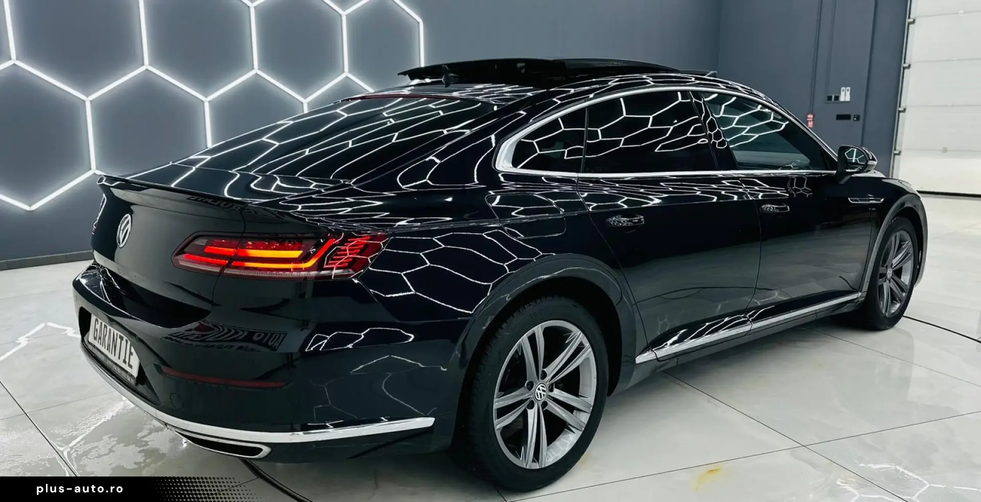 VOLKSWAGEN ARTEON 2018 2.0D E6 R-Line Garantie 12 Luni Rate