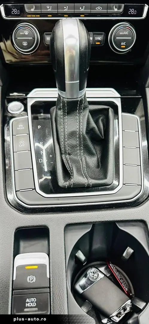 VOLKSWAGEN ARTEON 2018 2.0D E6 R-Line Garantie 12 Luni Rate