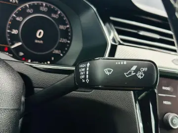 VOLKSWAGEN ARTEON 2018 2.0D E6 R-Line Garantie 12 Luni Rate