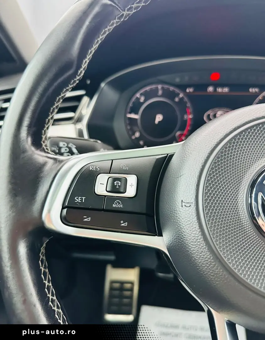 VOLKSWAGEN ARTEON 2018 2.0D E6 R-Line Garantie 12 Luni Rate