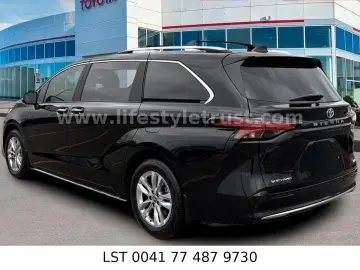 TOYOTA Sienna Limited AWD 7