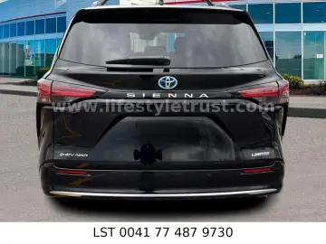 TOYOTA Sienna Limited AWD 7