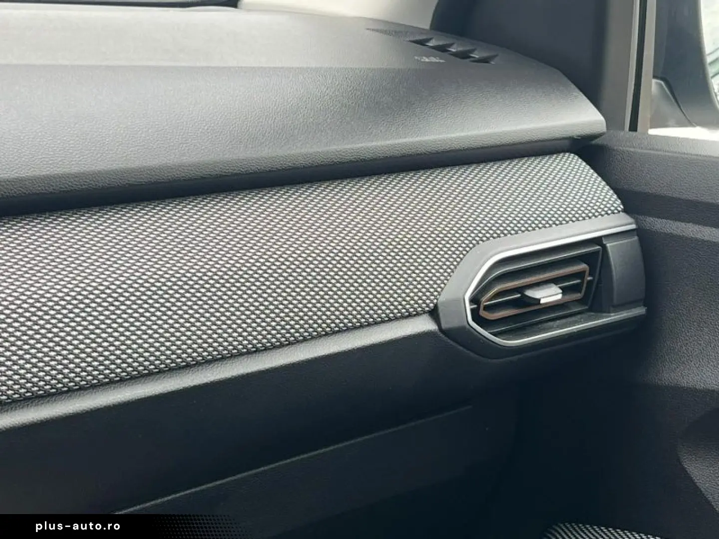 DACIA SANDERO 1.0 TCe 90CP Stepway Expression