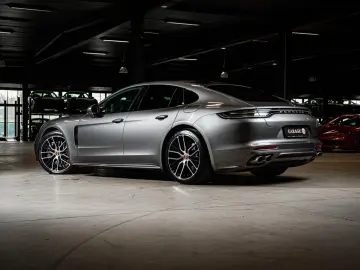 PORSCHE Panamera 4 E-Hybrid Platinum Edition   VAT