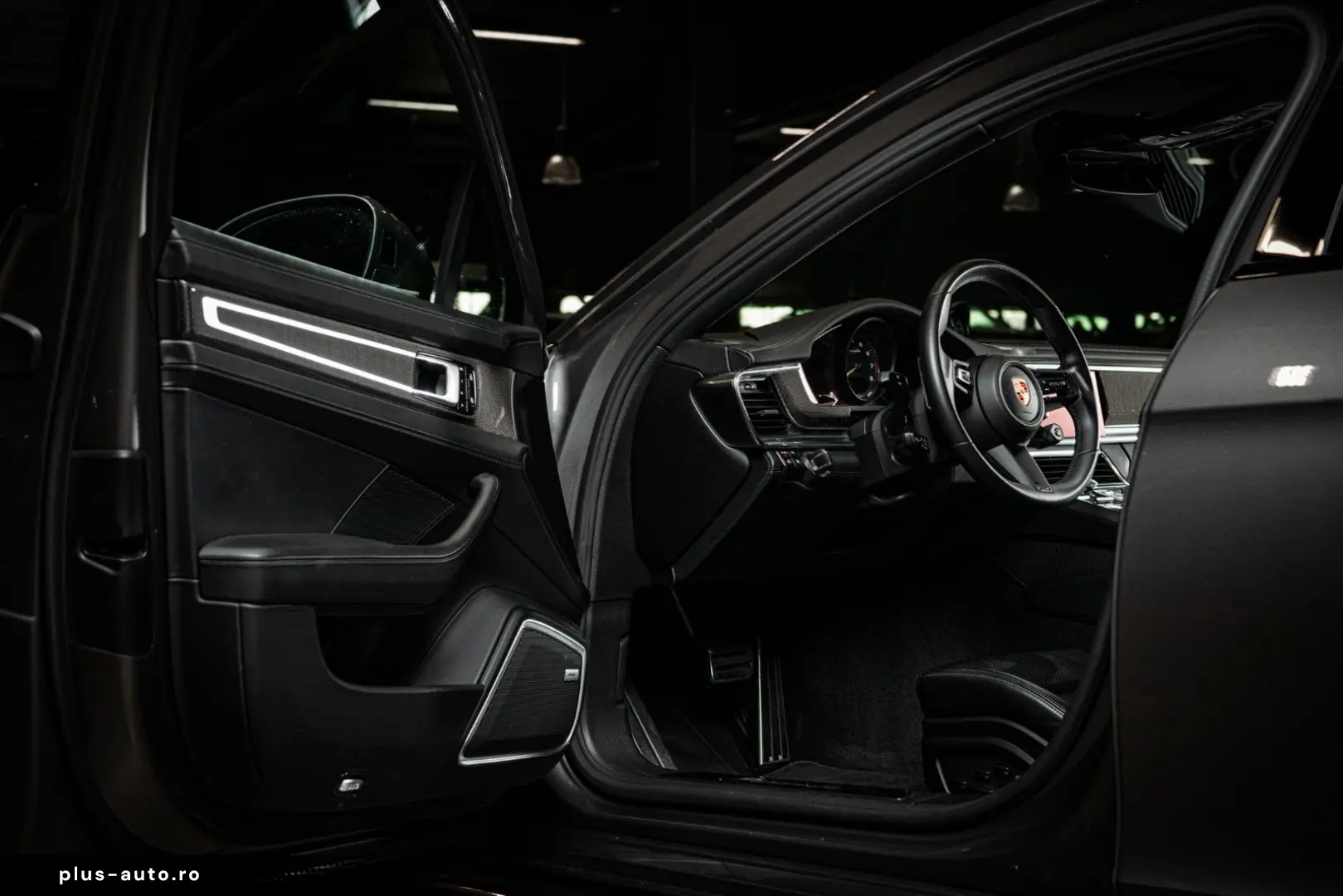 PORSCHE Panamera 4 E-Hybrid Platinum Edition   VAT