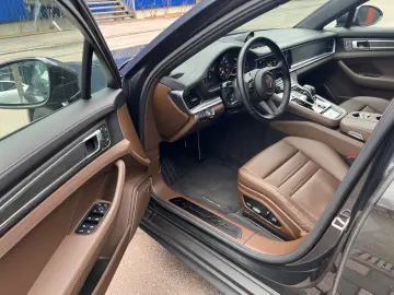 PORSCHE Panamera 4 E-Hyb · Platinum · Sportabgas · MY24